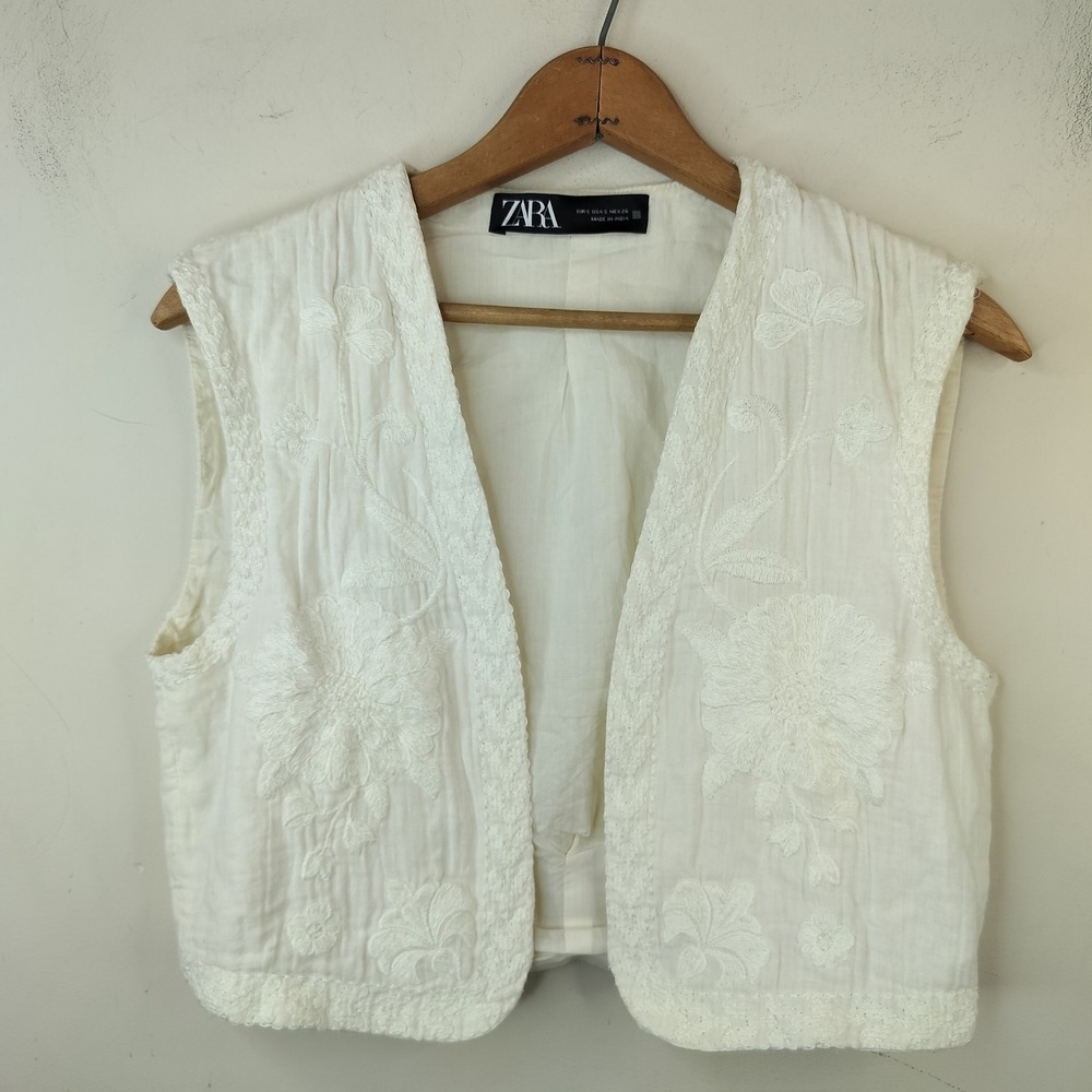 Zara Embroidered Floral Cotton Vest Small Gauze Cotton Crop Cottagecore Cream